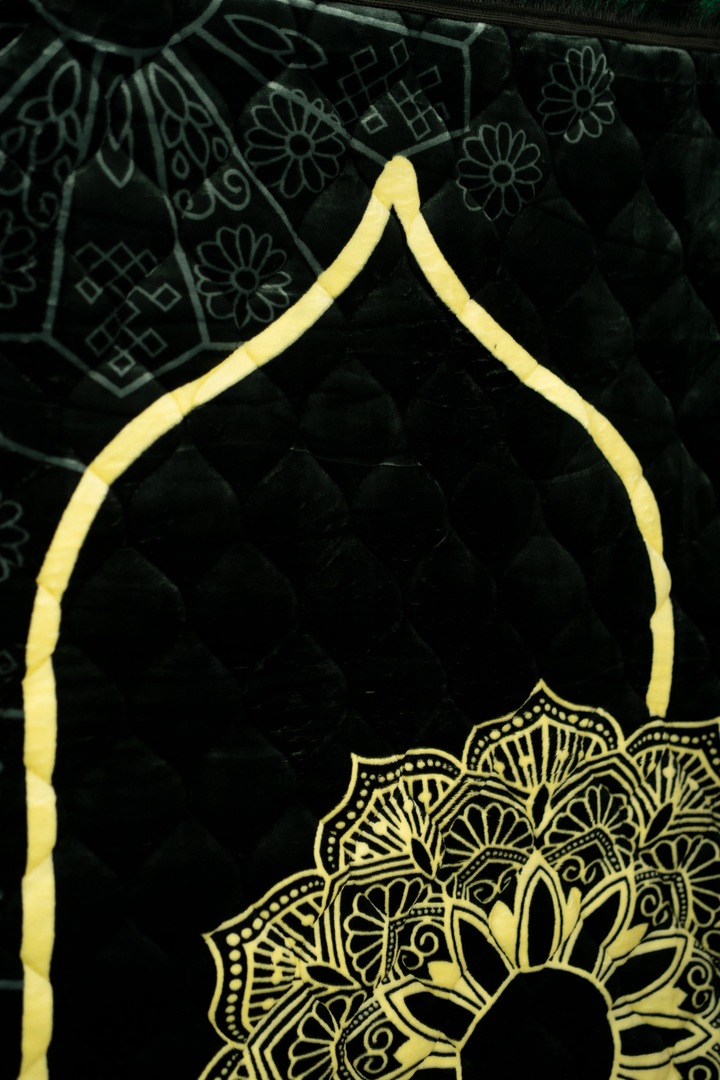 Janamaz with foam